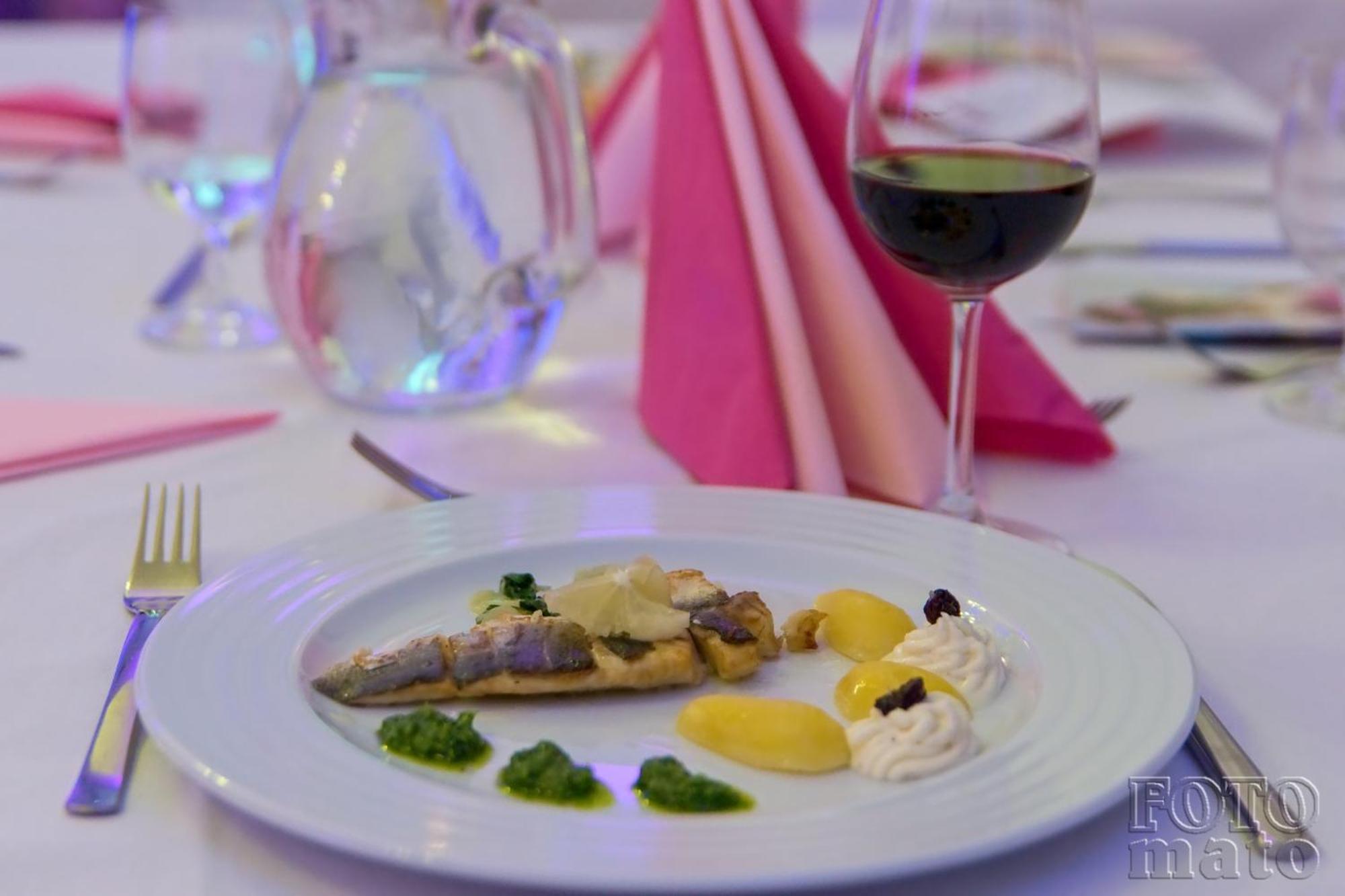 Hotel Margit 트렌시안스케테플리스 외부 사진