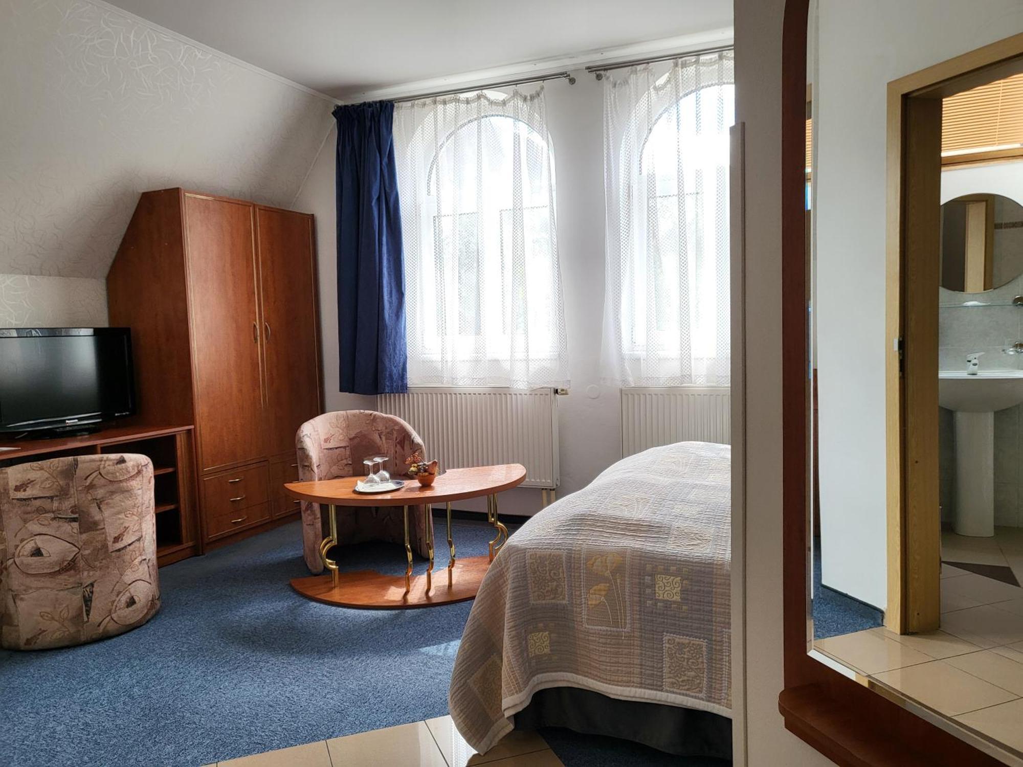 Hotel Margit 트렌시안스케테플리스 외부 사진