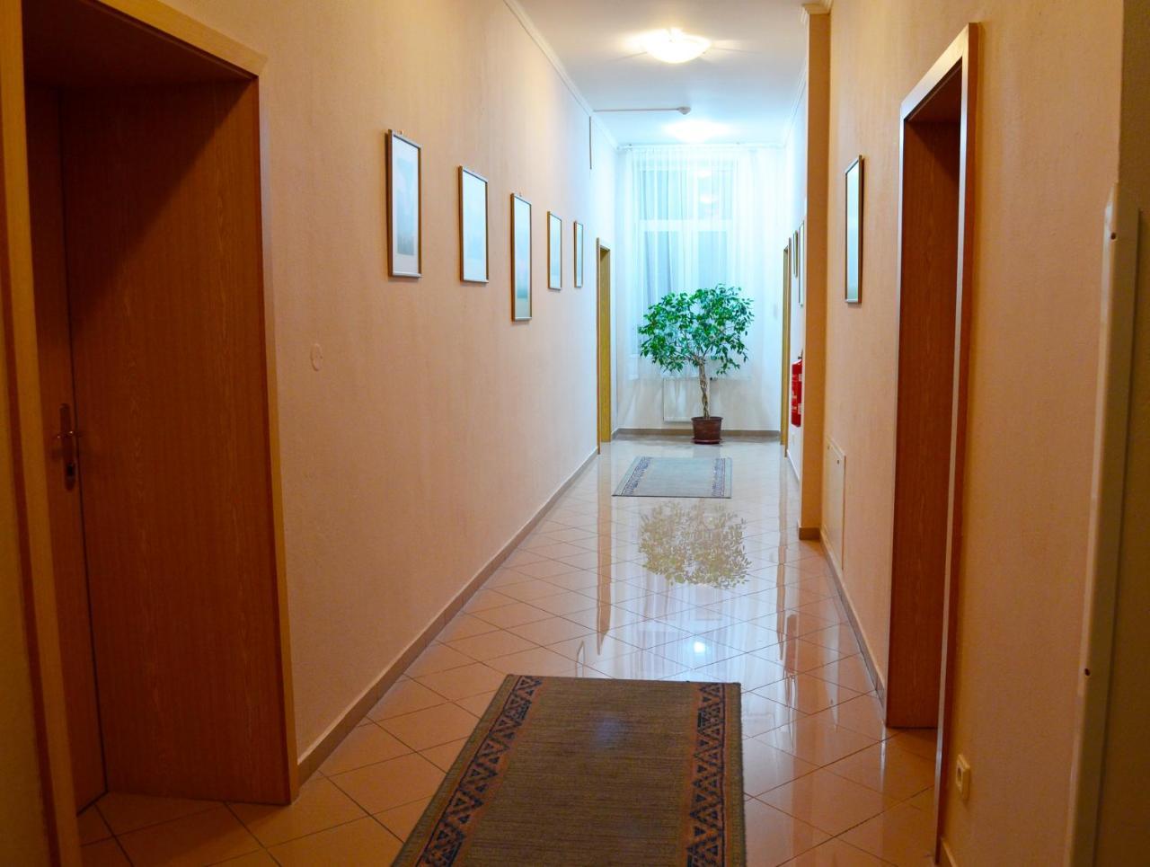 Hotel Margit 트렌시안스케테플리스 외부 사진